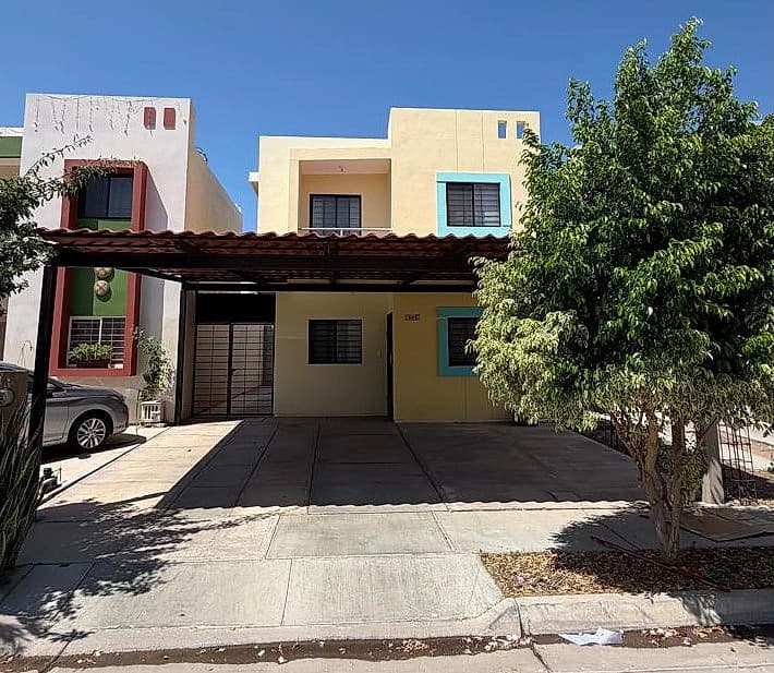 CASA EN RENTA FRACC VIÑEDOS