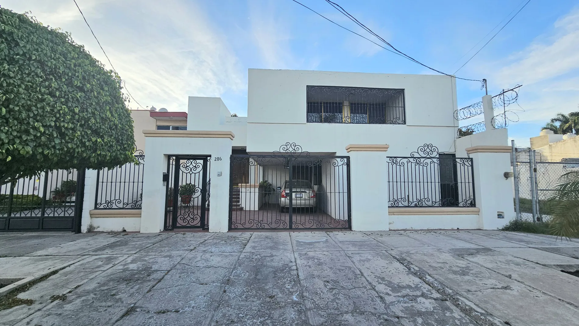 CASA RENTA Col. Scally (Grijalva) con recámara en planta baja