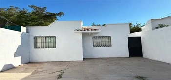13_2891 | En Venta bonita Casa Una Planta, Fraccionamiento Cedros. | Angulo Bienes Raíces