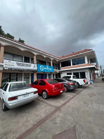 5_2686 | LOCAL COMERCIAL EN RENTA PLAZA SANTA ELENA | Angulo Bienes Raíces