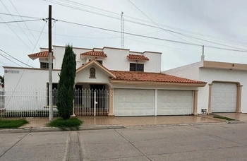 5_2976 | CASA EN RENTA FRACC CUAHUTEMOC | Angulo Bienes Raíces