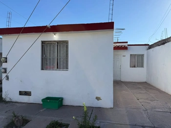 5_3103 | CASA EN VENTA FRACC SANTA BARBARA | Angulo Bienes Raíces